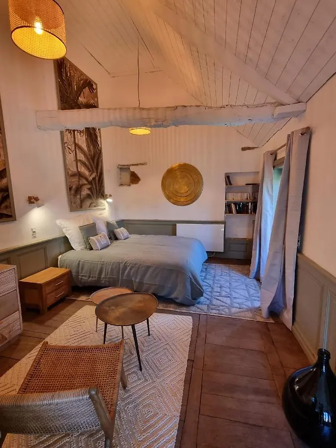 La Seigneurie Des Ondes Hotel Saint-Benoit-des-Ondes Guest house