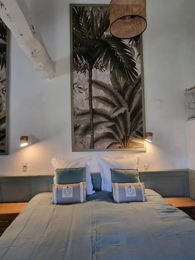 La Seigneurie Des Ondes Hotel Saint-Benoit-des-Ondes 0*,  France