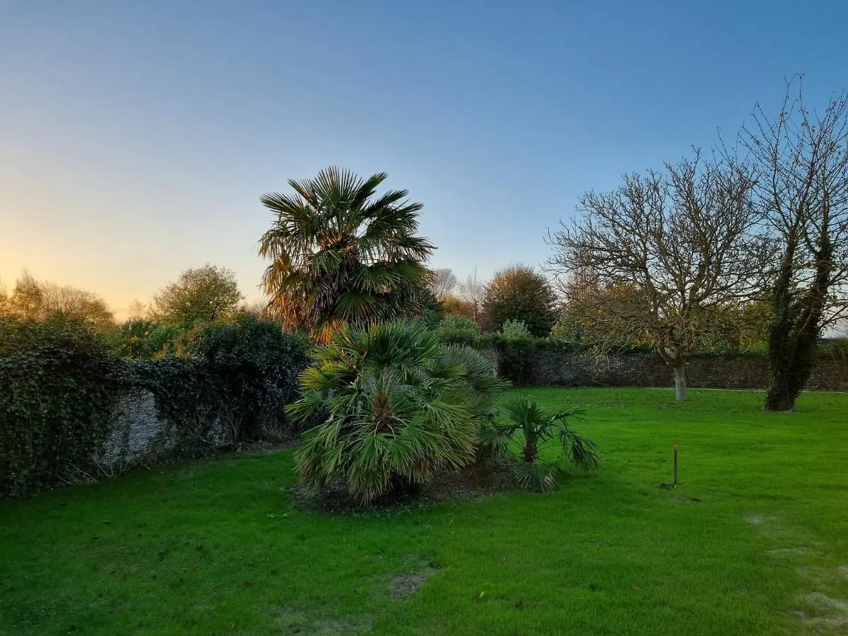 Guest house La Seigneurie Des Ondes Hotel Saint-Benoit-des-Ondes France